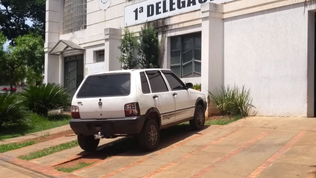 Veículo que o suspeito conduzia recheado de maconha - Foto: Polícia Militar/Divulgação